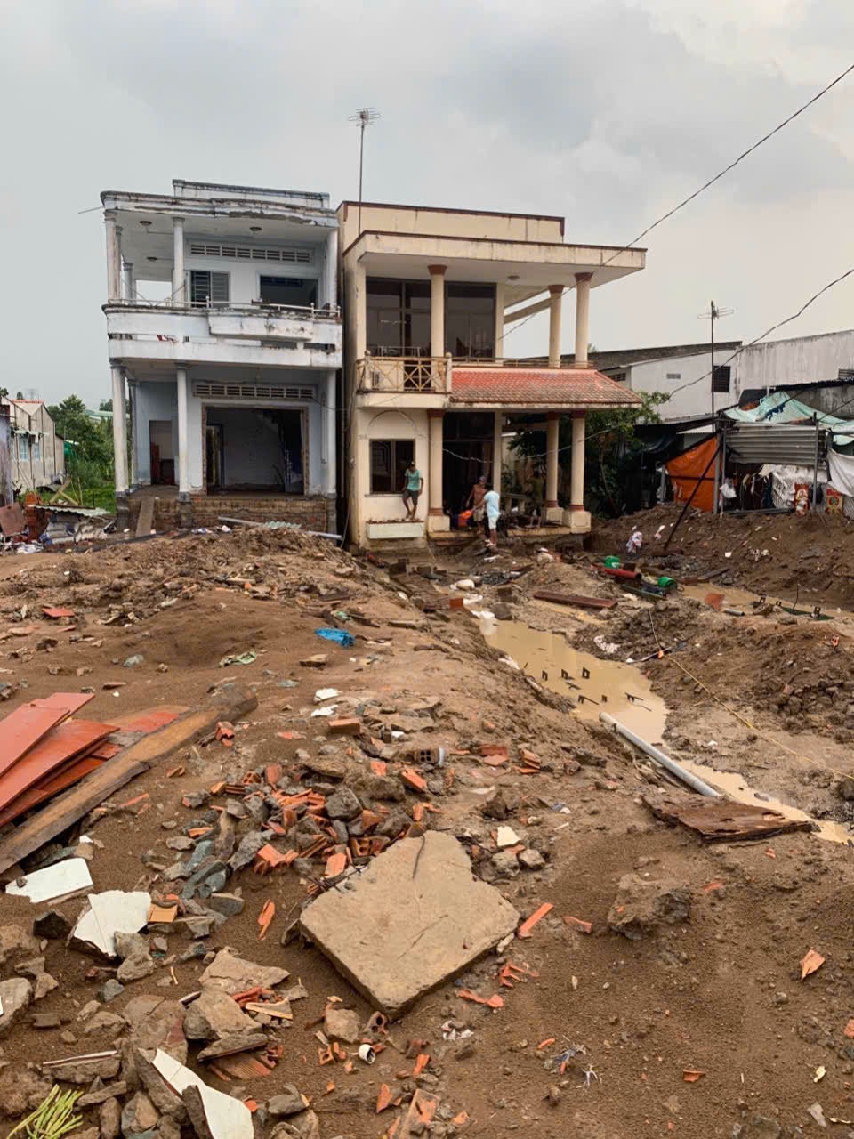 Cách di chuyển nhà lùi sâu ở An Giang